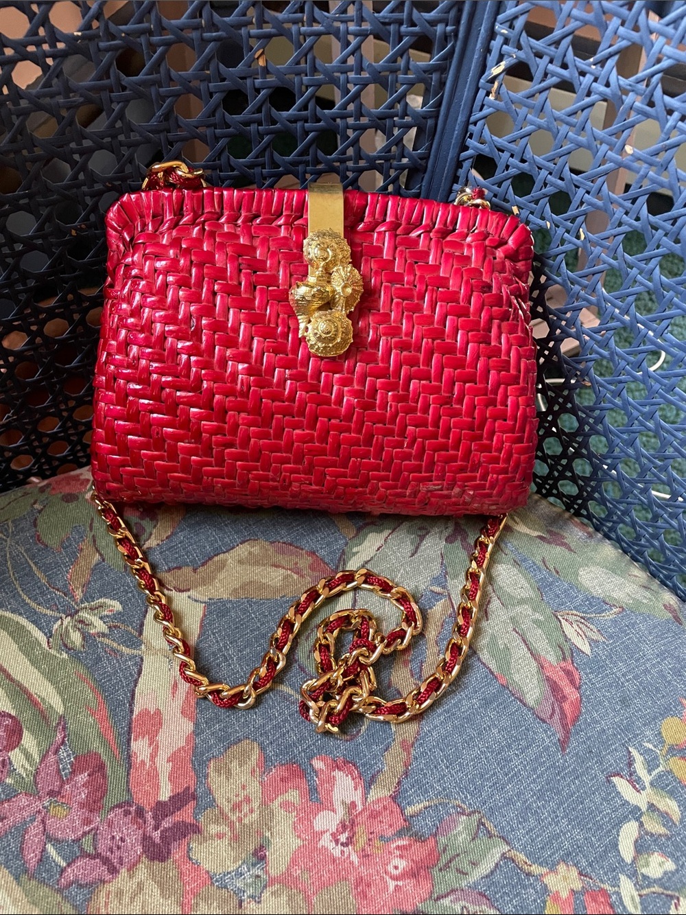 Vintage Ginnie Johansen Red Woven Crossbody Bag w/ Gold Chain and Seashell Clasp
